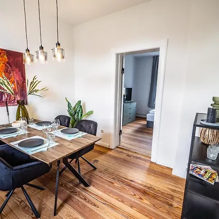 Apartamento 4 Gemuetliche Erdgeschosswohnung Ruhig Zentrumsnah Teilsaniert Brunsbuttel