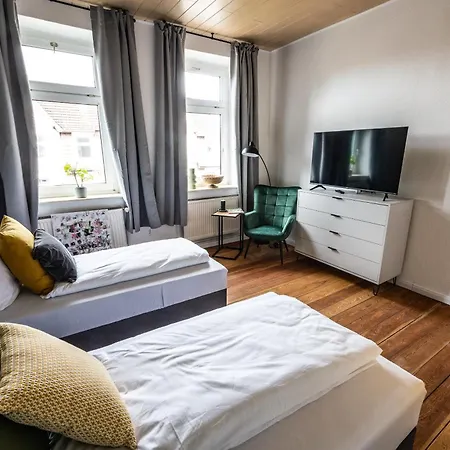 Apartamento 4 Gemuetliche Erdgeschosswohnung Ruhig Zentrumsnah Teilsaniert Brunsbuttel