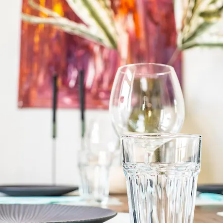 Apartamento 4 Gemuetliche Erdgeschosswohnung Ruhig Zentrumsnah Teilsaniert *